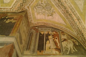 Particolare degli affreschi del chiostro