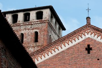 Campanile e tetto a capanna