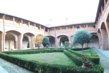 Panoramica del chiostro