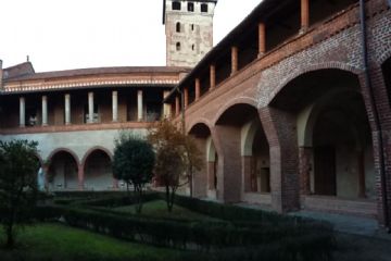 Il campanile visto dal chiostro
