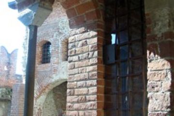 Abbazia - Nartece e Bifora